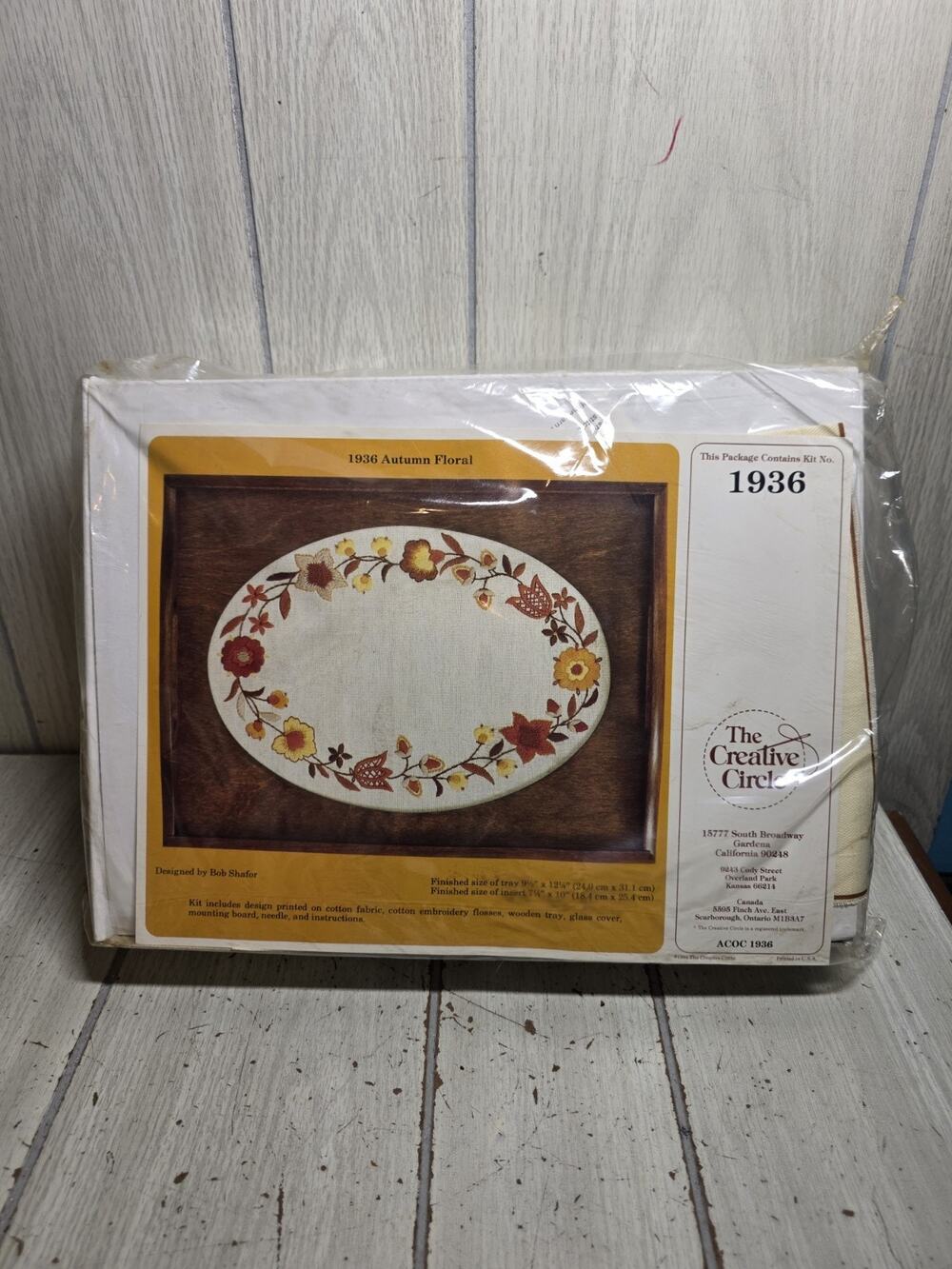 Vtg The Creative Circle Floral Embroidery Kit Wood Tray W/Glass Bob Shafor NIP